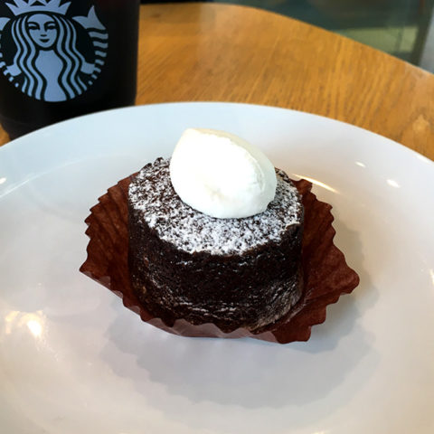 スターバックス チョコ in チョコレート プチケーキ